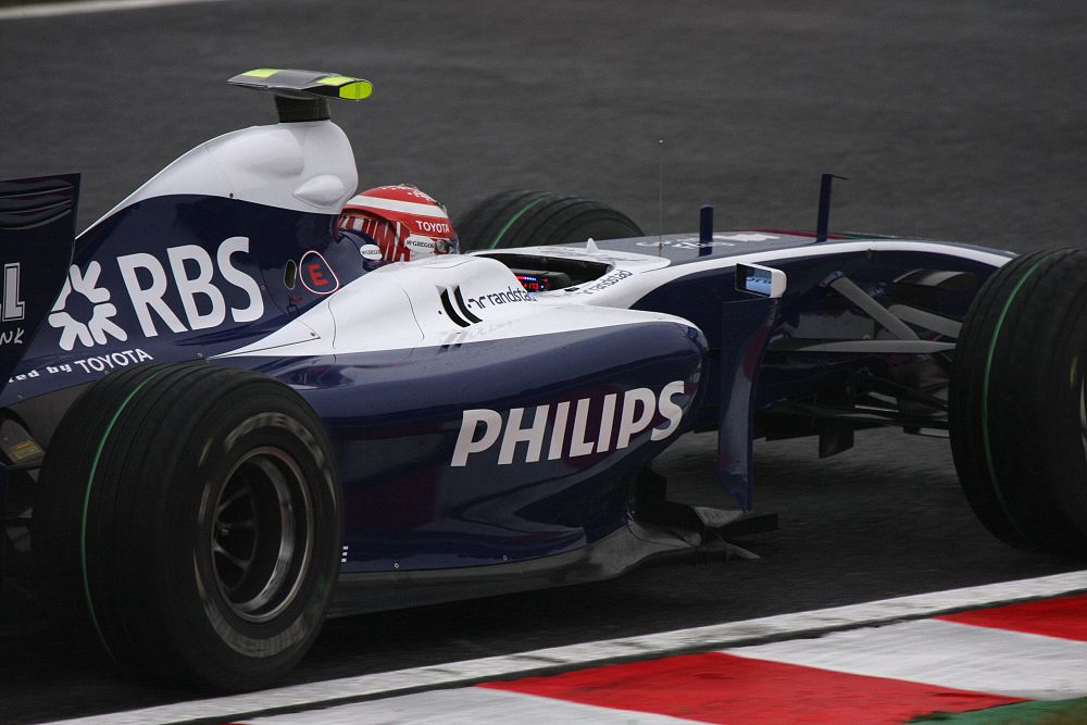 Ｆ１日本グランプリ　金曜フリープラクティス_a0003166_21584877.jpg