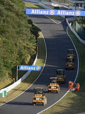 Ｆ１　日曜日_a0003166_21592984.jpg