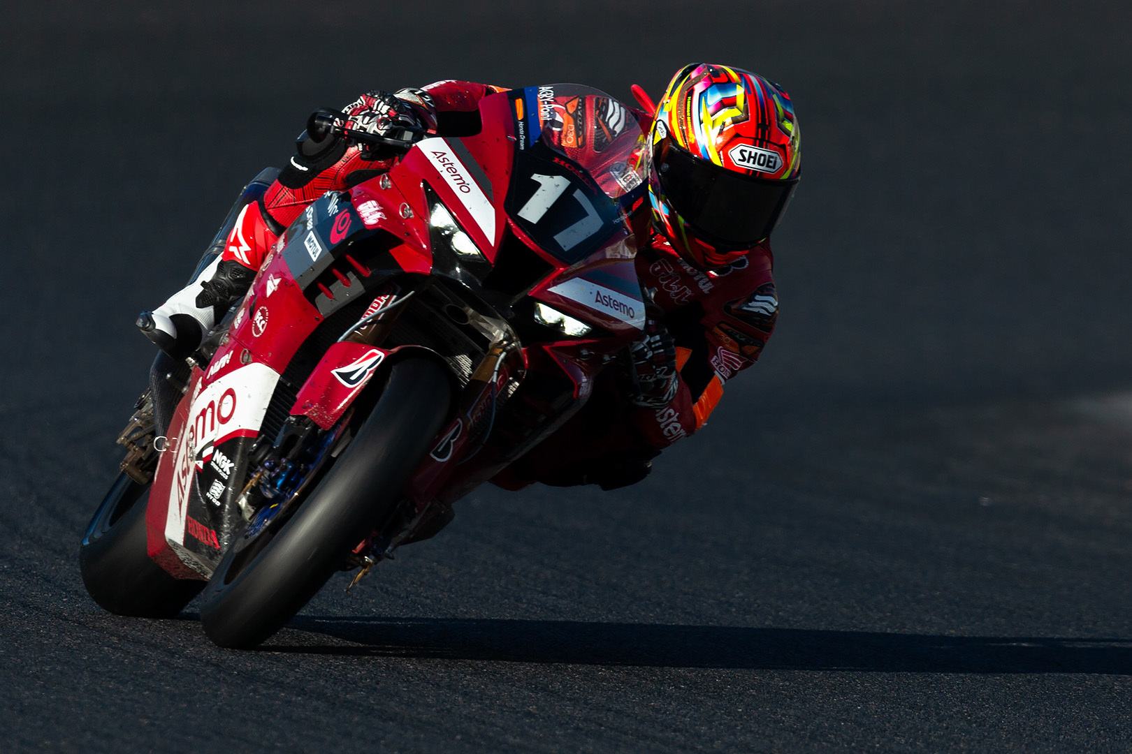 鈴鹿８時間耐久ロードレース その３_a0003166_22071506.jpg