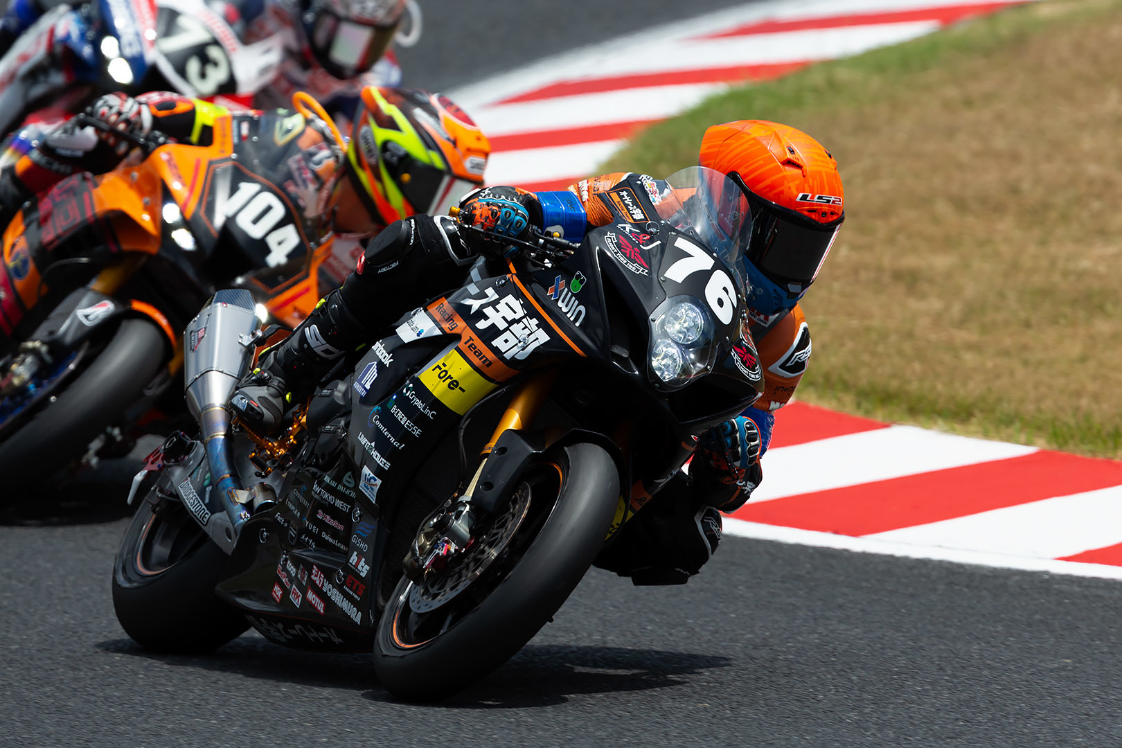 鈴鹿８時間耐久ロードレース その３_a0003166_22090136.jpg
