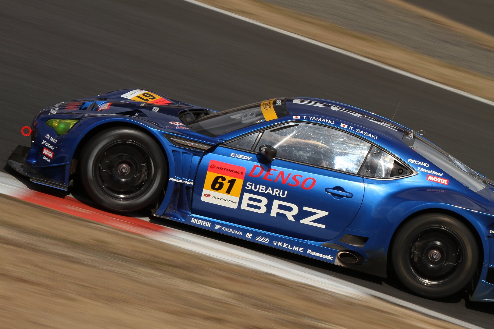 SUPER GT 岡山　2012年 新車種_a0003166_2210339.jpg
