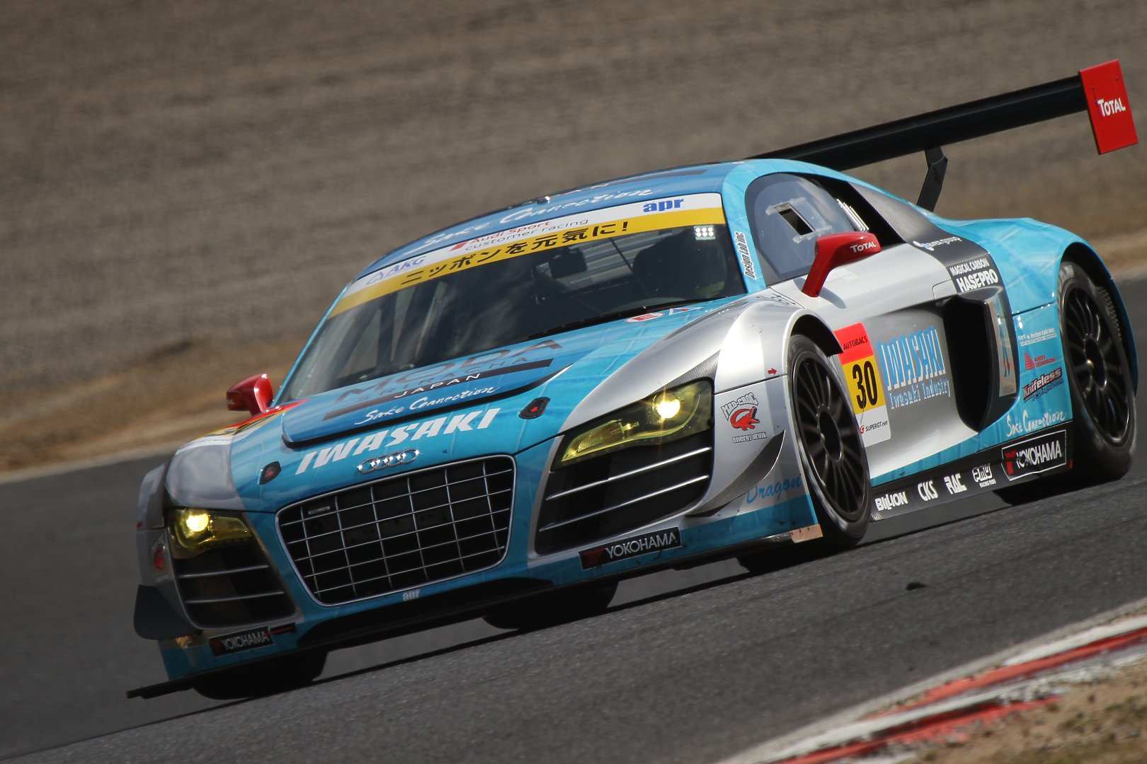 SUPER GT 岡山　2012年 新車種_a0003166_2210361.jpg