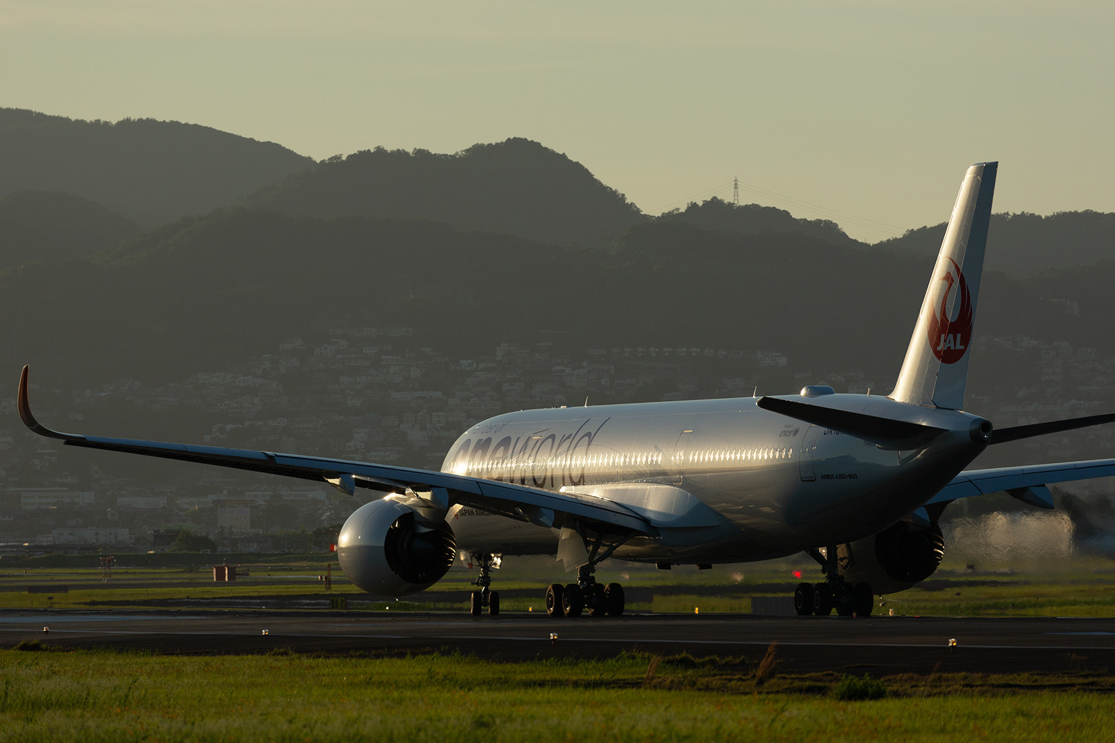 夕焼け　大阪空港　その２_a0003166_22141510.jpg