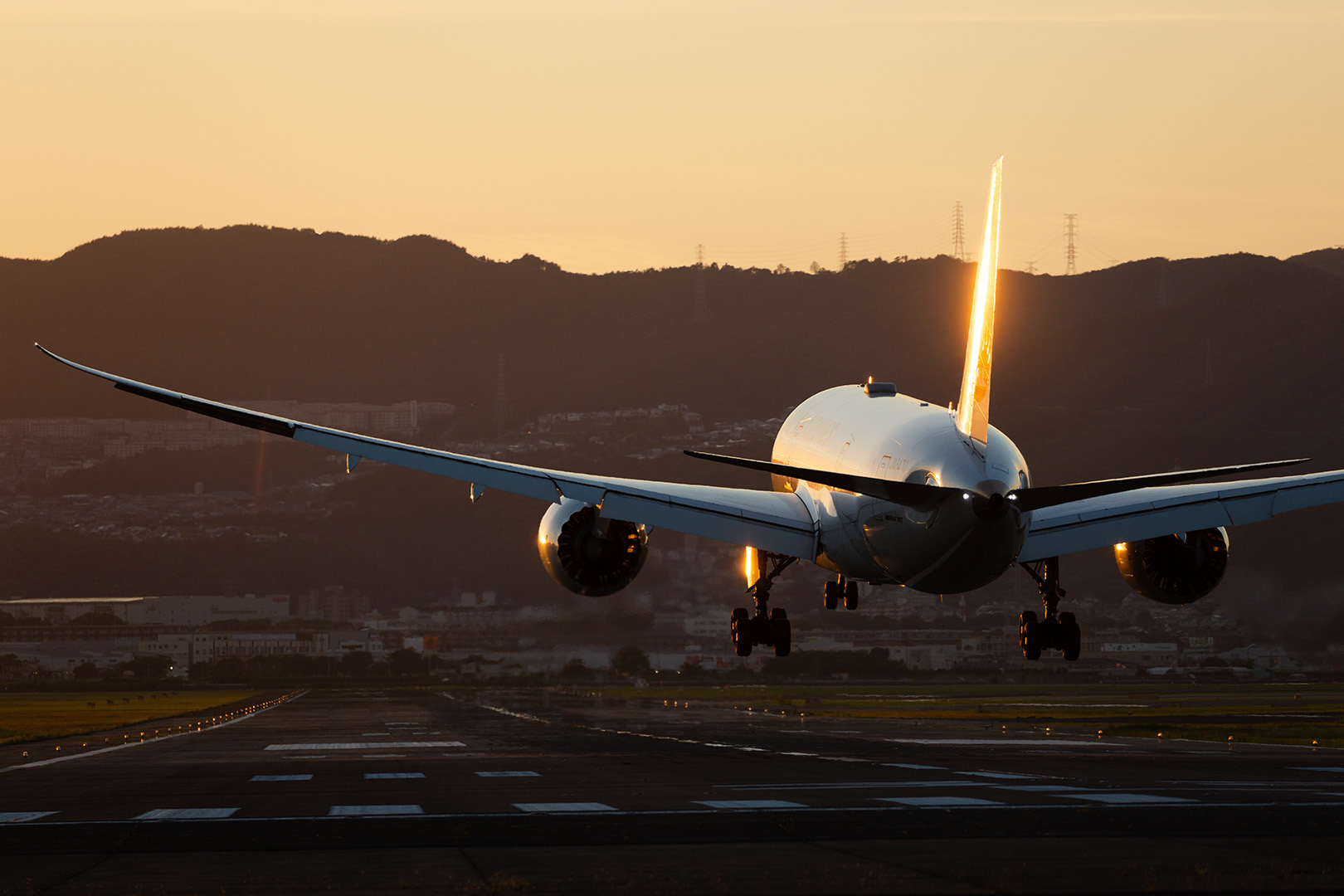 夕焼け　大阪空港　その２_a0003166_22141533.jpg
