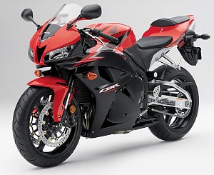 CBR600RR デザインの退化（個人の感想です）_a0003166_2218496.jpg