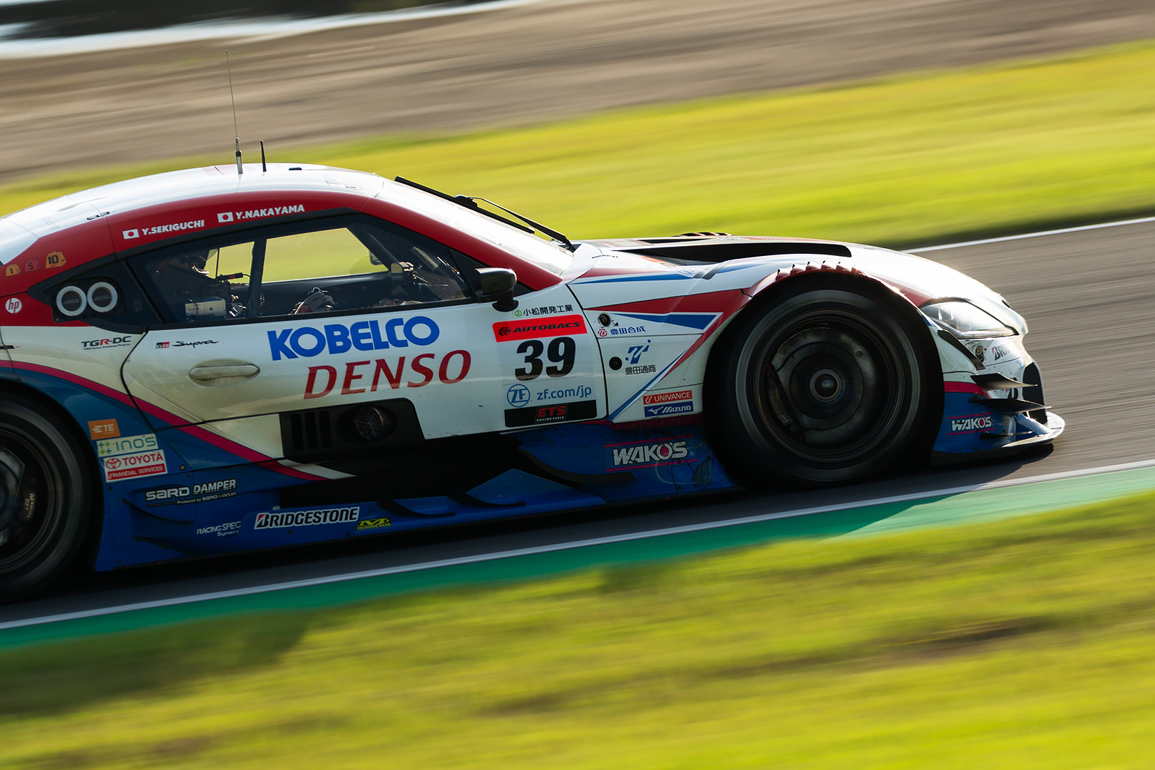 SUPER GT 第5戦 鈴鹿（その４）_a0003166_22335265.jpg