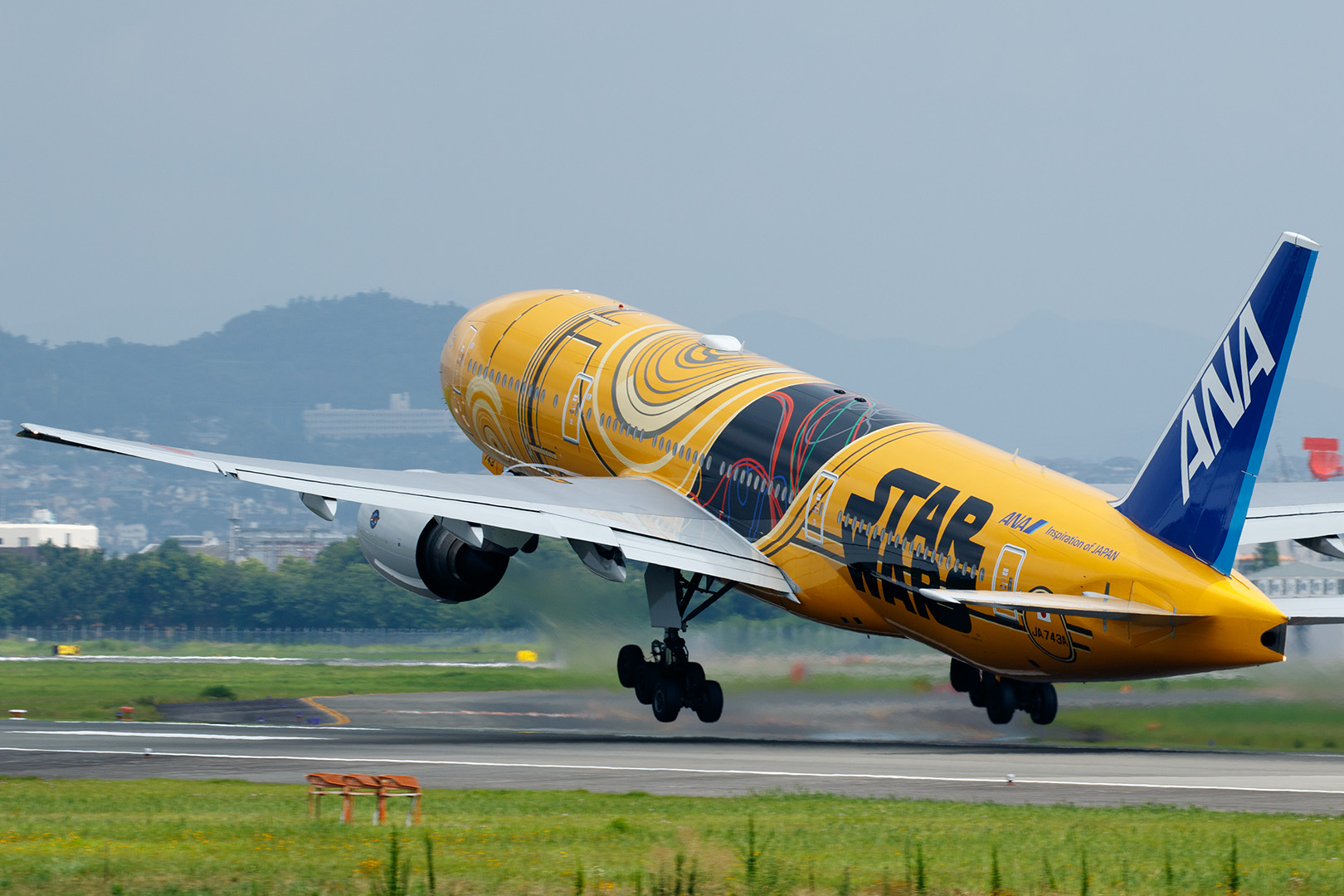 C-3PO ANA JET など （伊丹スカイパーク）_a0003166_22383092.jpg