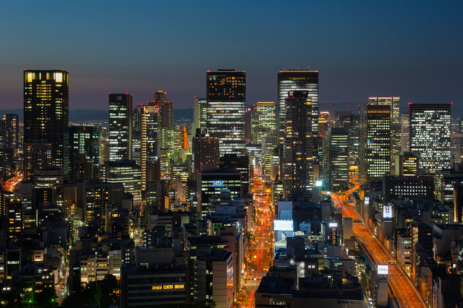 夜景 （オリックス本町ビル 展望テラス）_a0003166_22392043.jpg