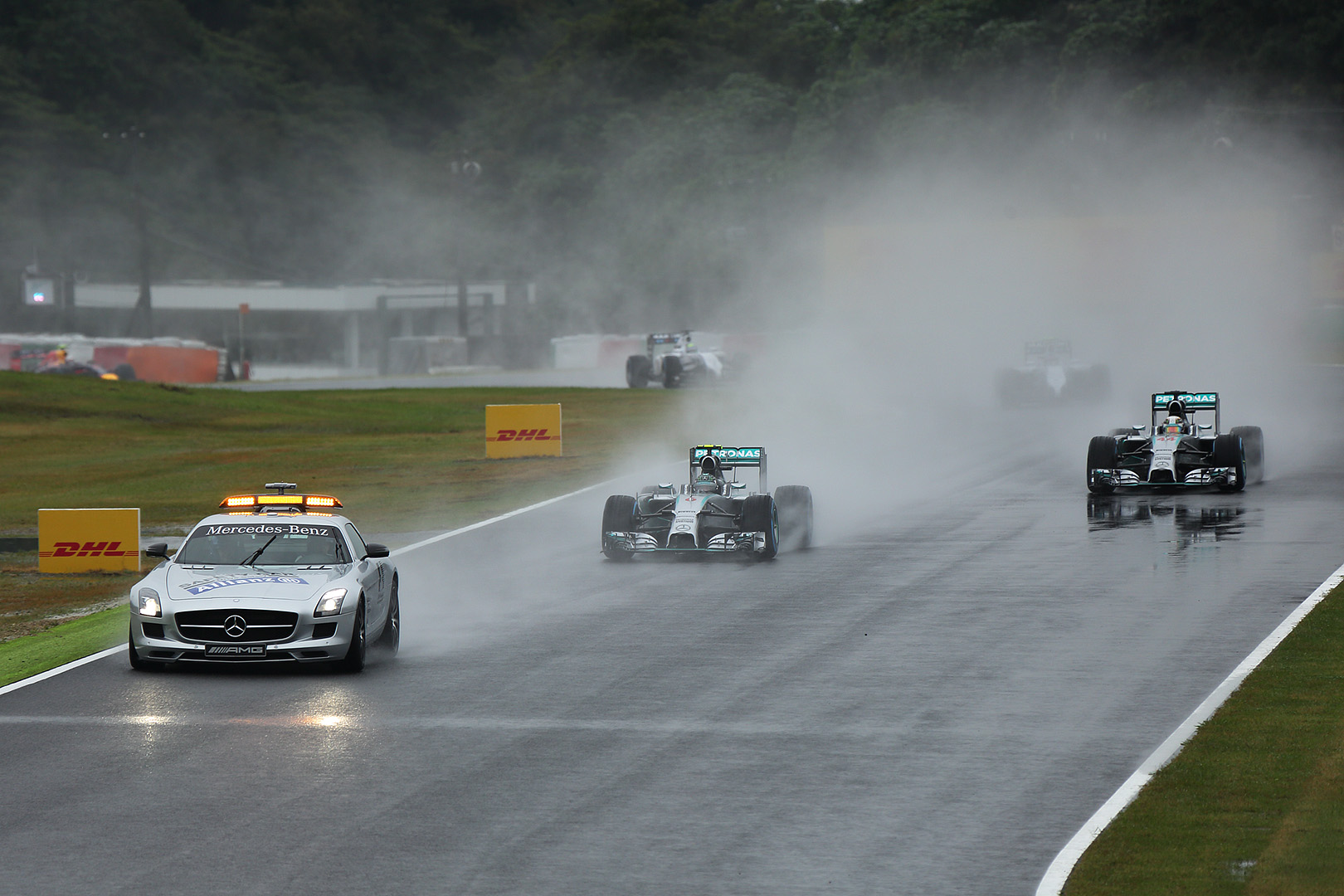 Ｆ１　日本ＧＰ 写真_a0003166_22473561.jpg
