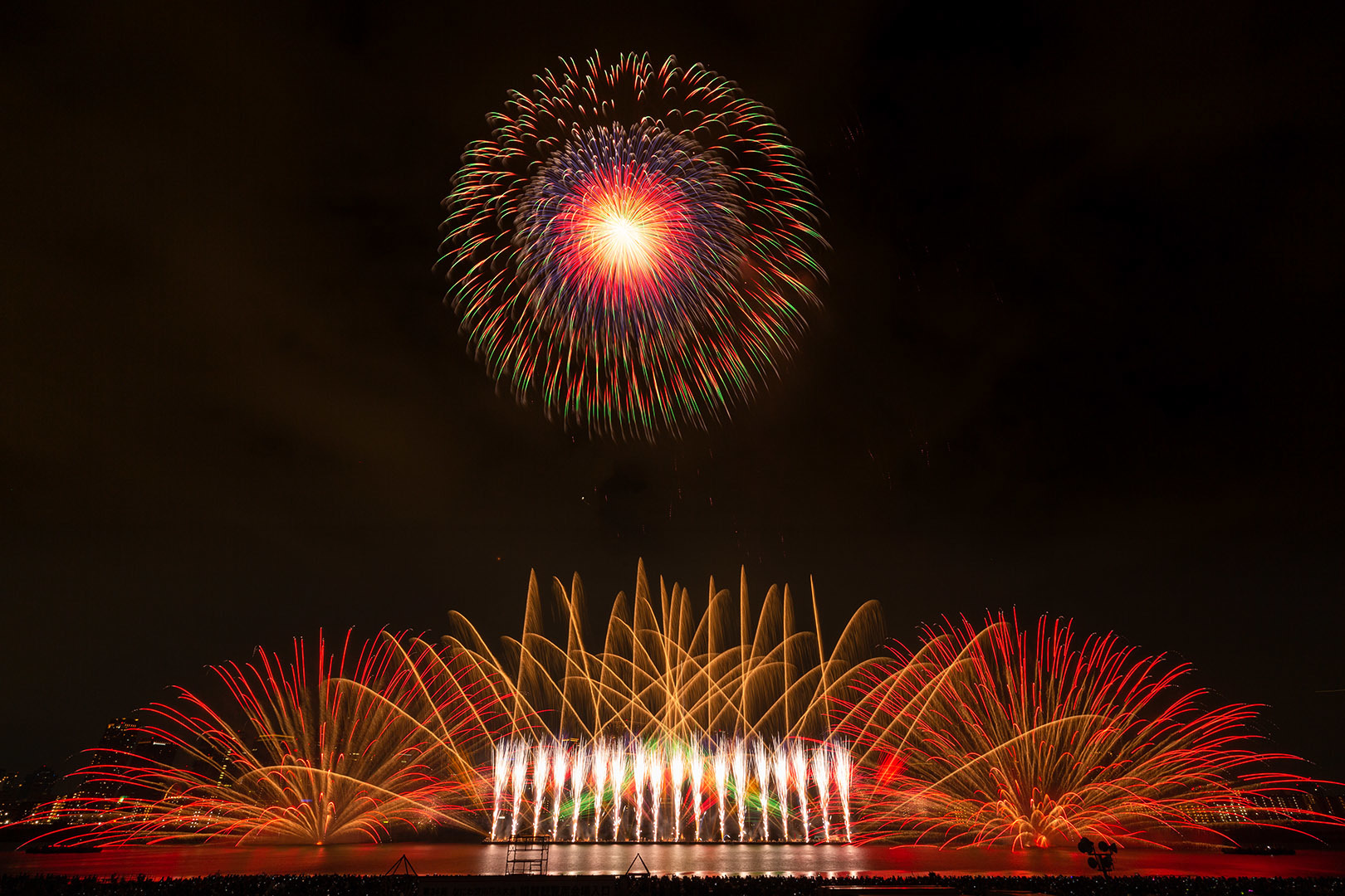 なにわ淀川花火大会 その４_a0003166_22474760.jpg