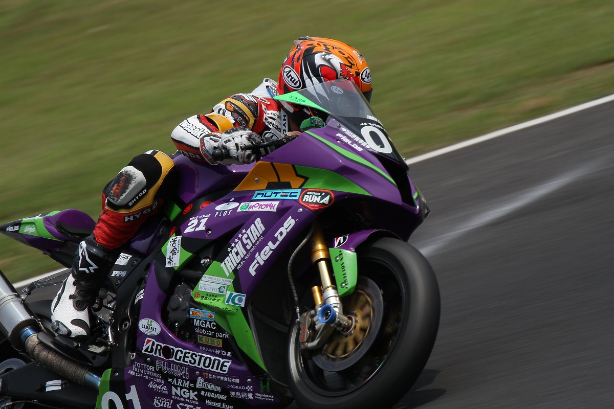 鈴鹿８耐（写真）_a0003166_2258274.jpg