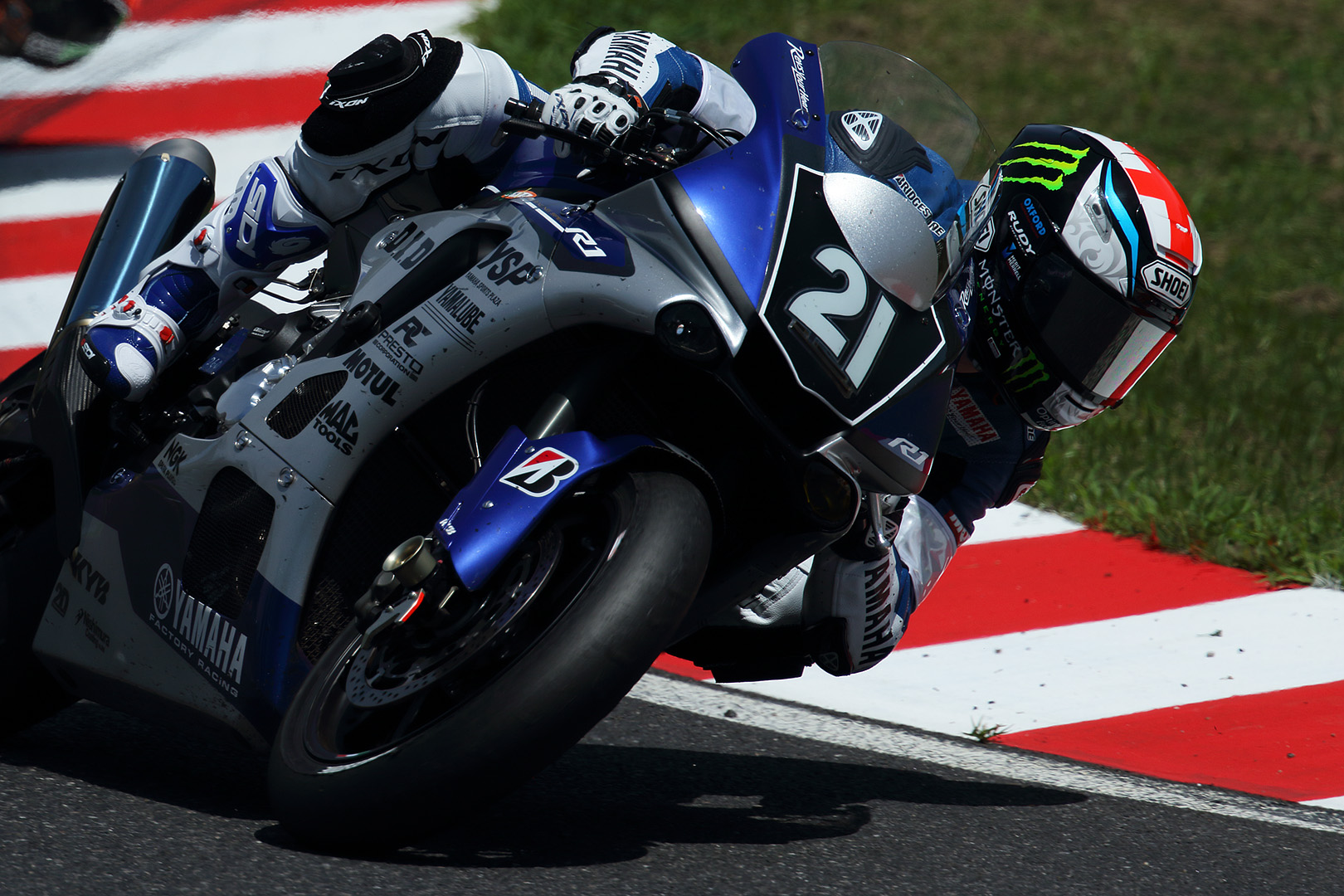 鈴鹿８耐 （ヤマハファクトリー）_a0003166_22733100.jpg