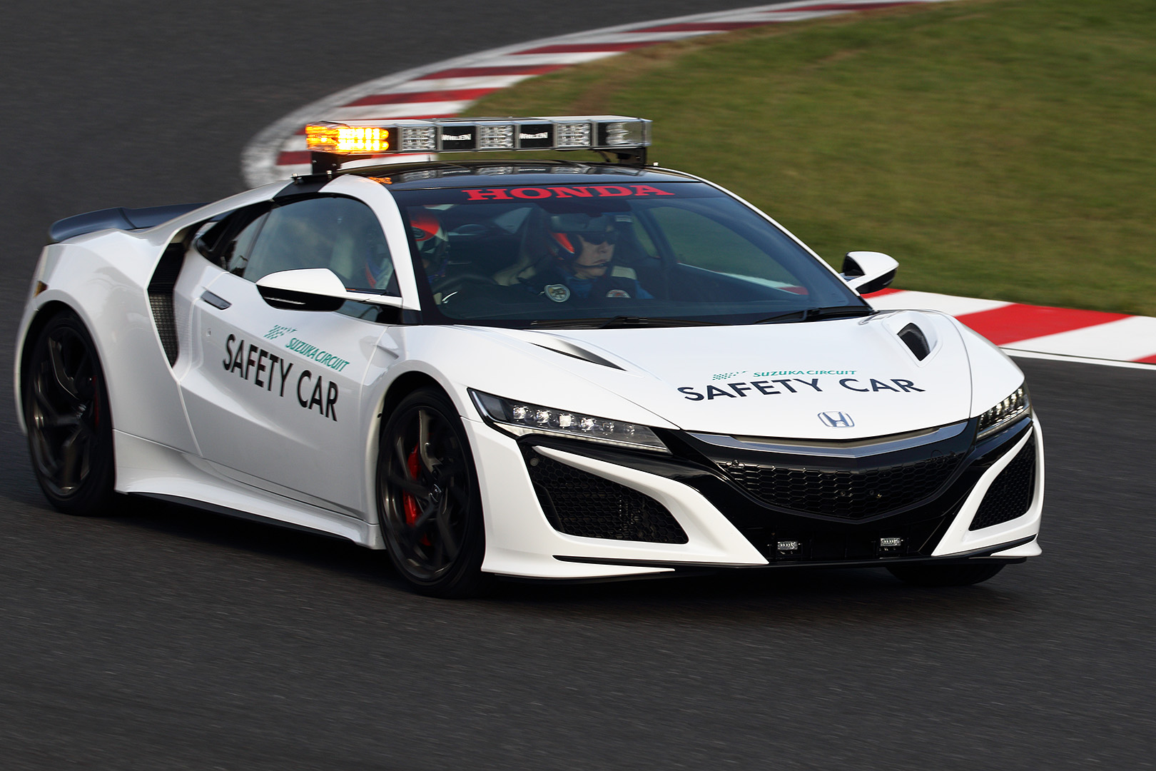 鈴鹿サーキット　ＮＳＸのセーフティーカー_a0003166_227770.jpg