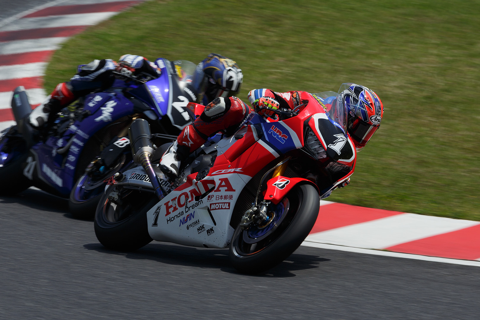 全日本ロードレース ＪＳＢ１０００（鈴鹿２＆４レース）_a0003166_23035365.jpg