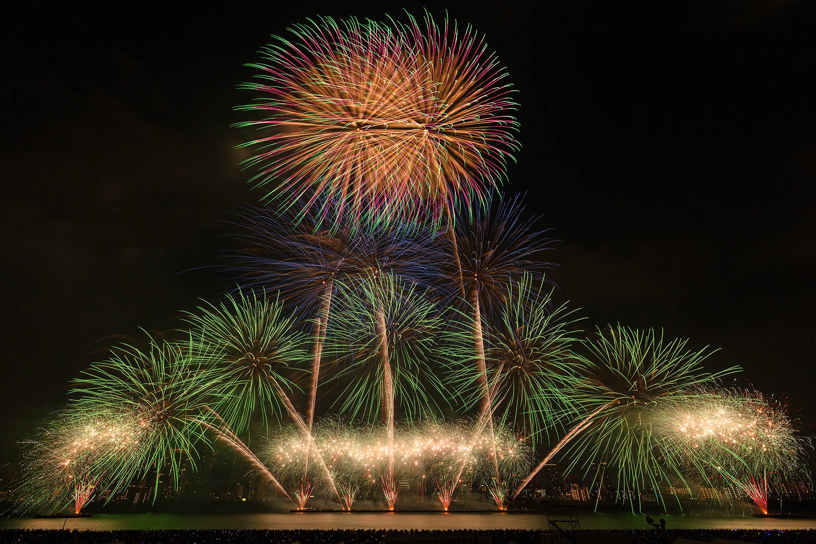なにわ淀川花火大会　その３_a0003166_23035608.jpg