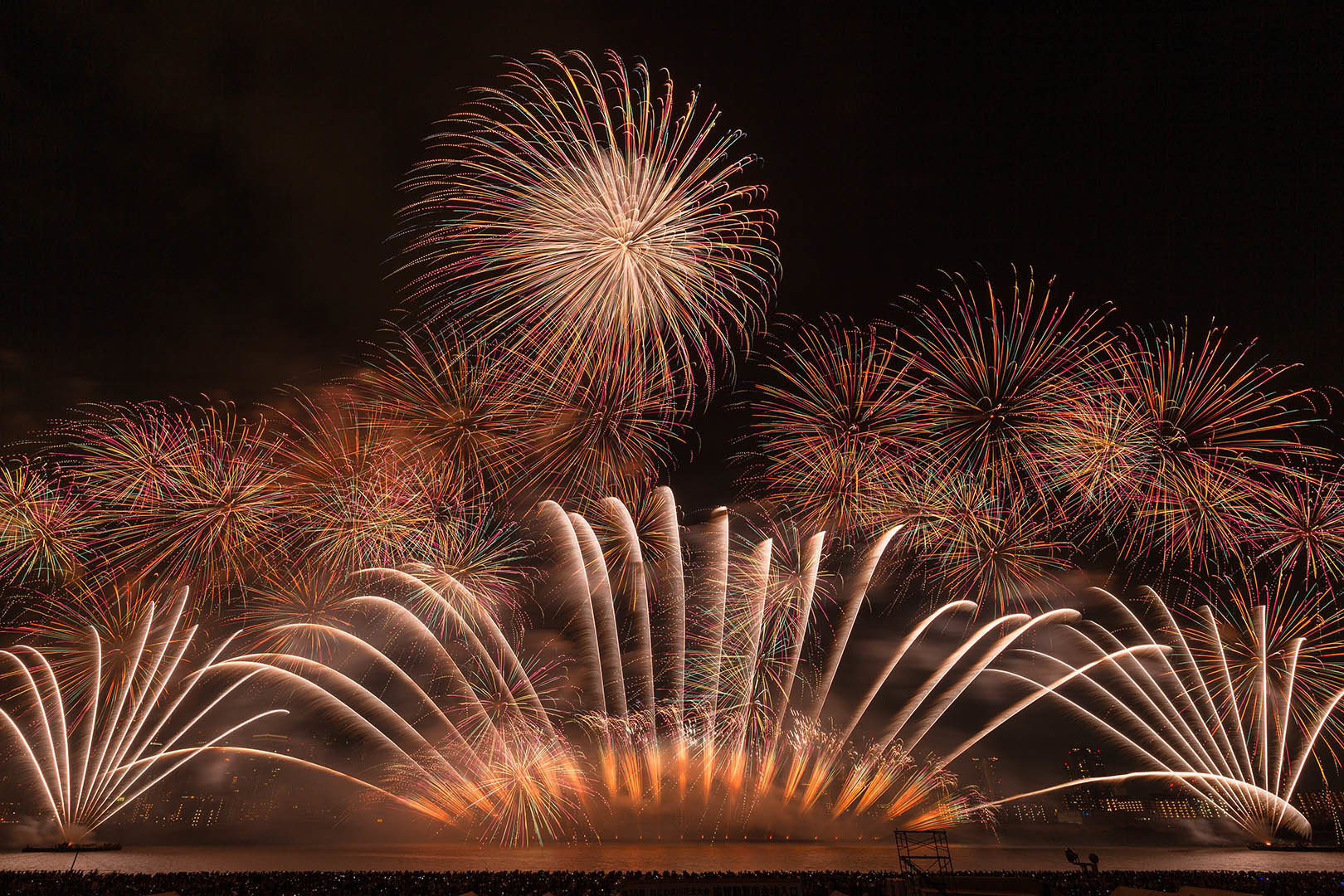 なにわ淀川花火大会　その３_a0003166_23044301.jpg