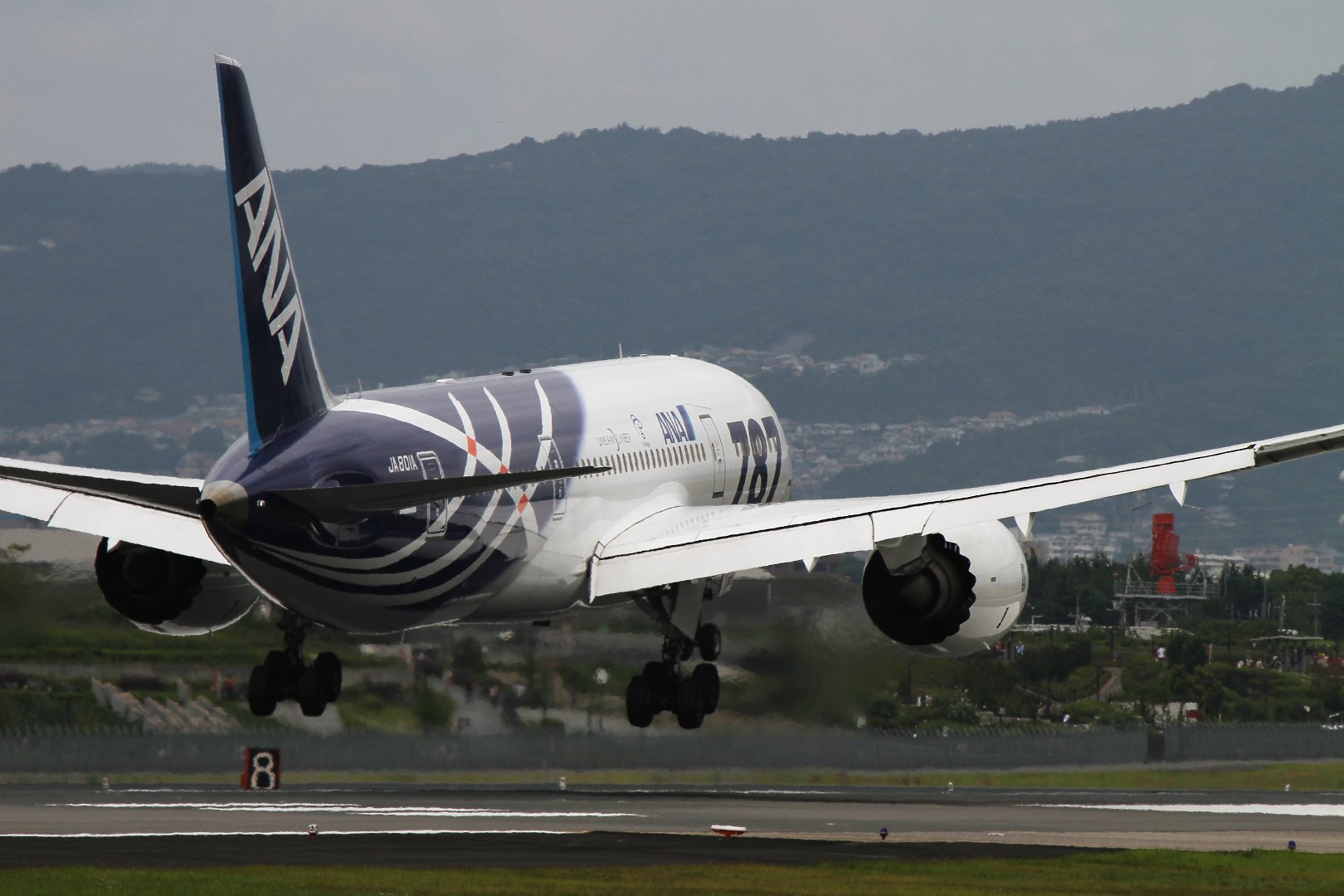 飛行機　（千里川）_a0003166_2304815.jpg