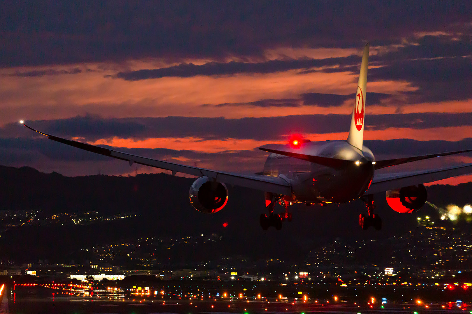 夕焼け　大阪空港　その９_a0003166_23111631.jpg
