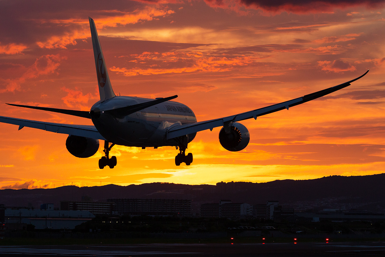 夕焼け　大阪空港　その１０_a0003166_23123003.jpg