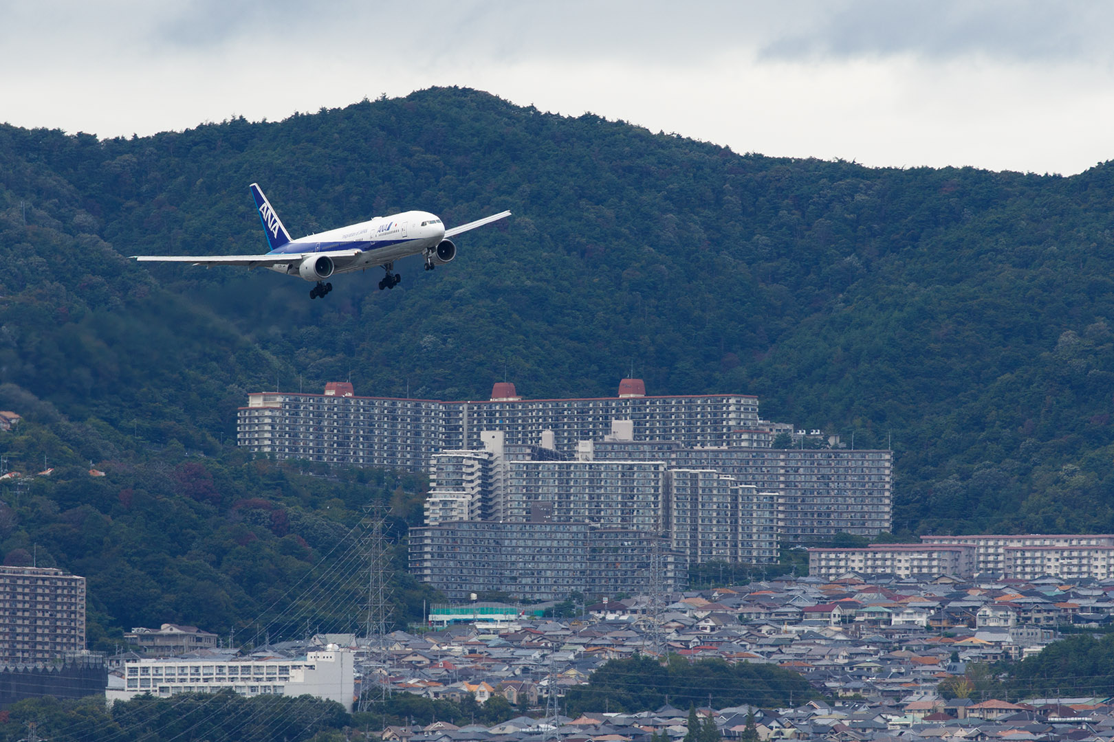 飛行機 （伊丹空港 １４）_a0003166_2314145.jpg
