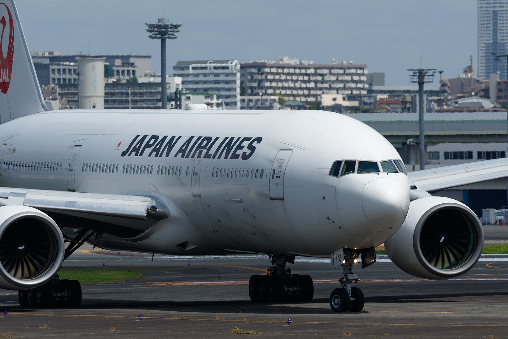 伊丹空港　１４Ｒ＆１４Ｌ　（猪名川土手、エアフロントオアシス下河原）_a0003166_23145576.jpg