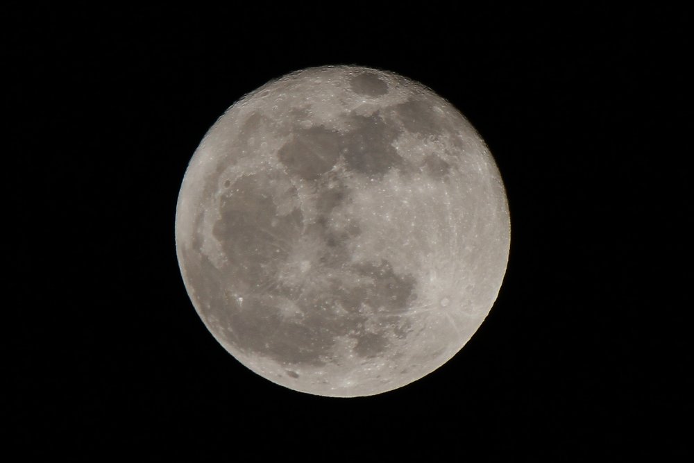 月_a0003166_2314759.jpg