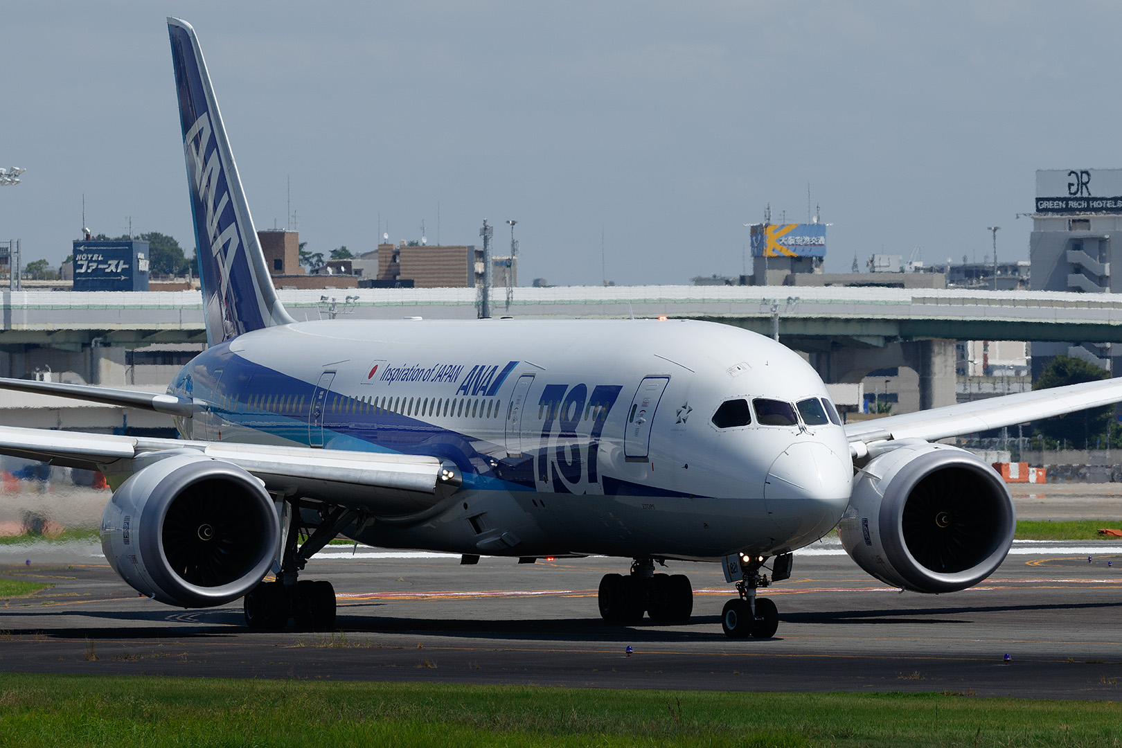 伊丹空港　１４Ｒ＆１４Ｌ　（猪名川土手、エアフロントオアシス下河原）_a0003166_23151326.jpg