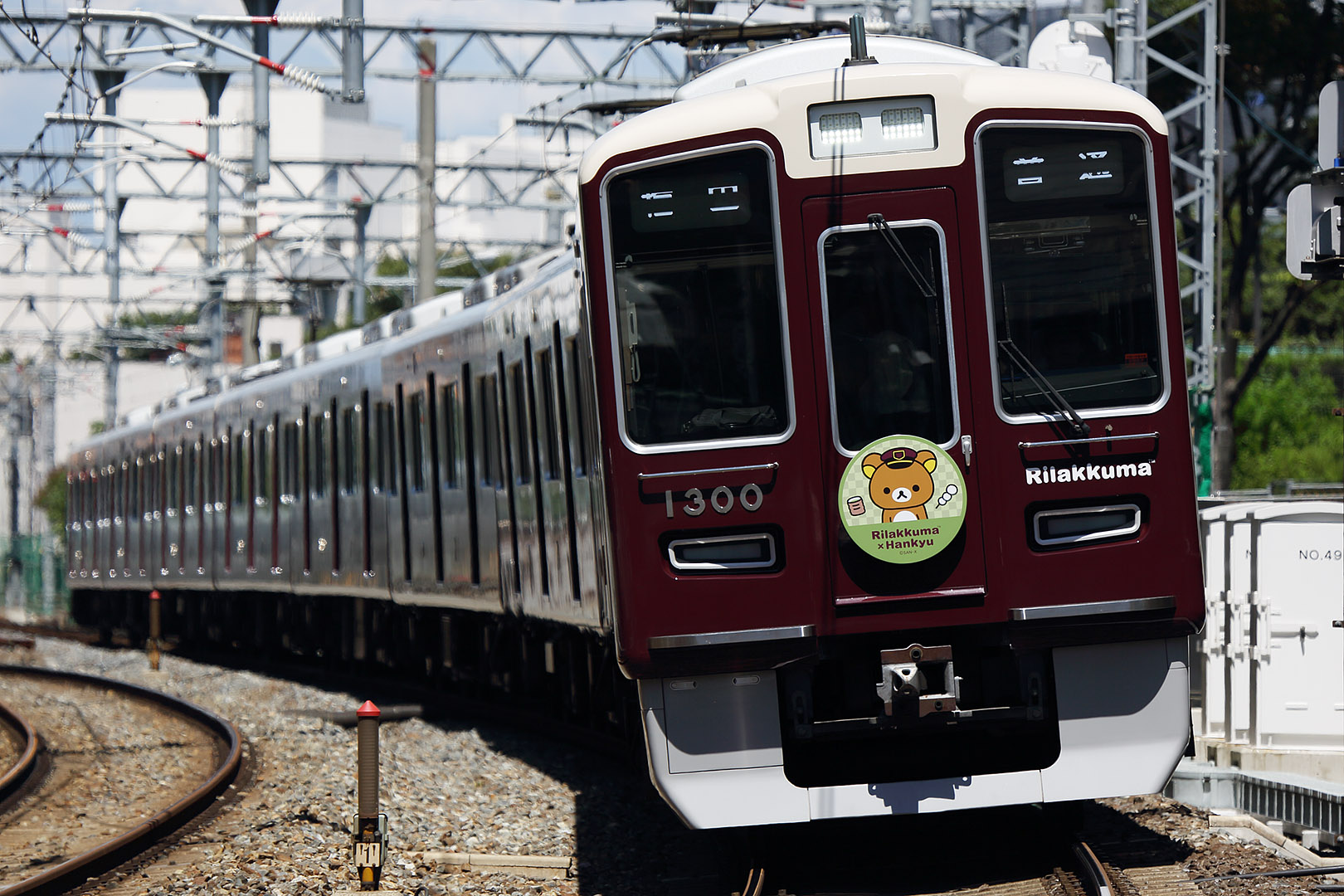 夏の阪急電車　リラックマ号 （宝塚線、京都線）_a0003166_2325854.jpg