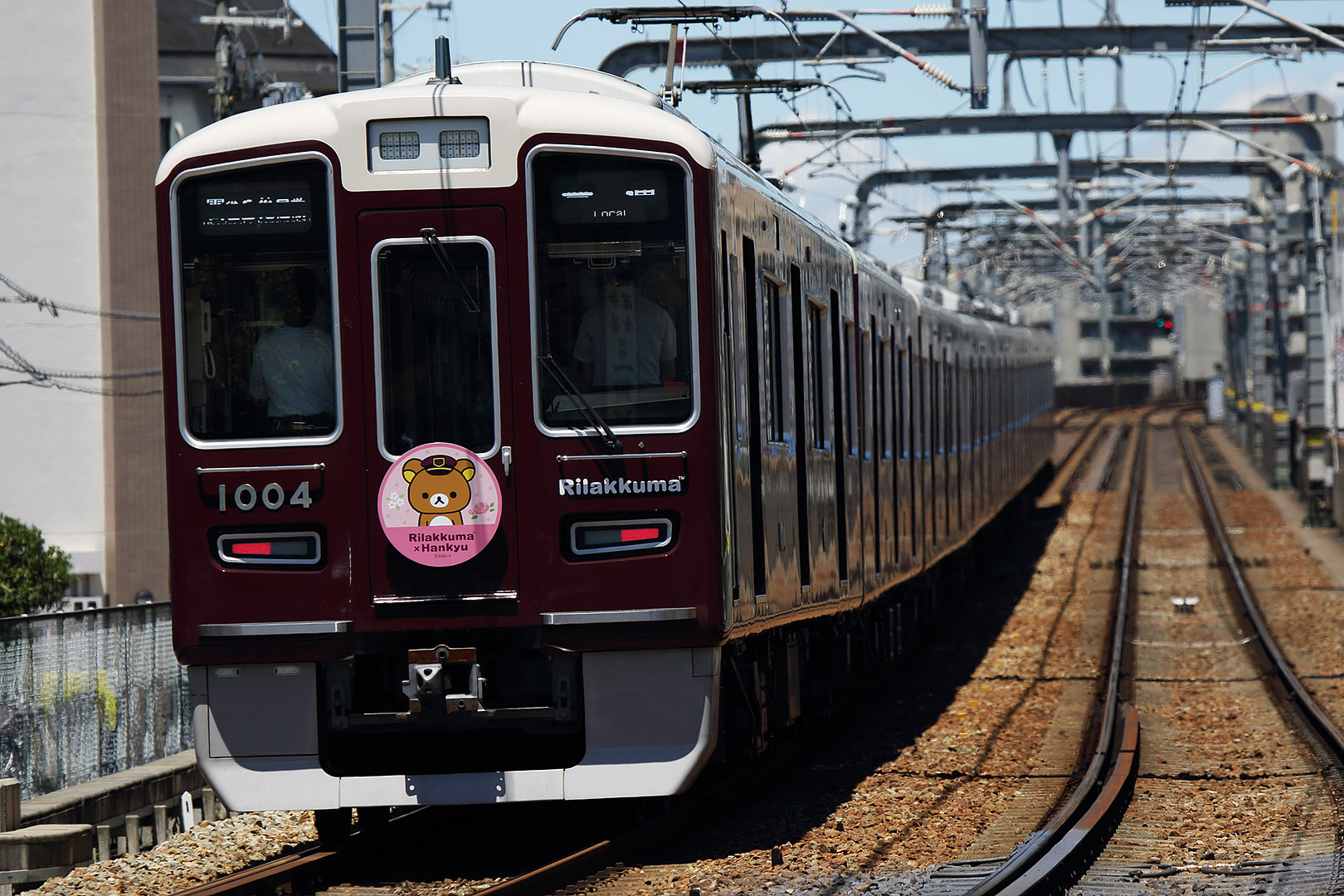 夏の阪急電車　リラックマ号 （宝塚線、京都線）_a0003166_2325867.jpg