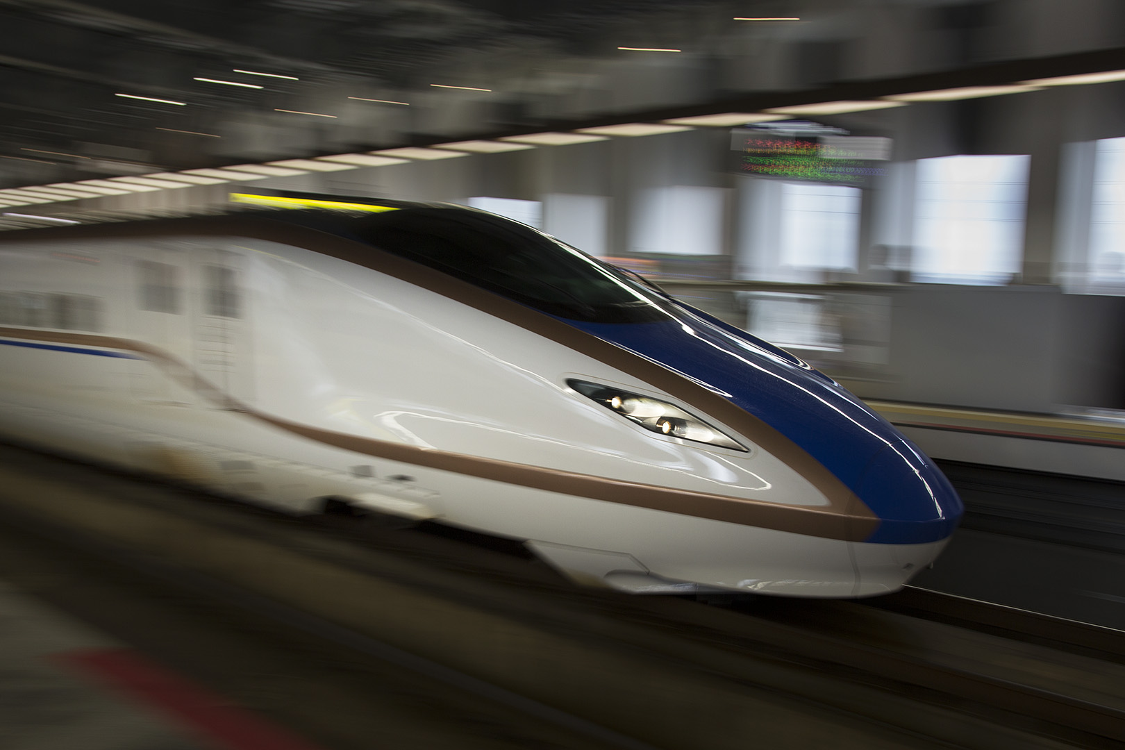 北陸新幹線　（新高岡）_a0003166_23331169.jpg