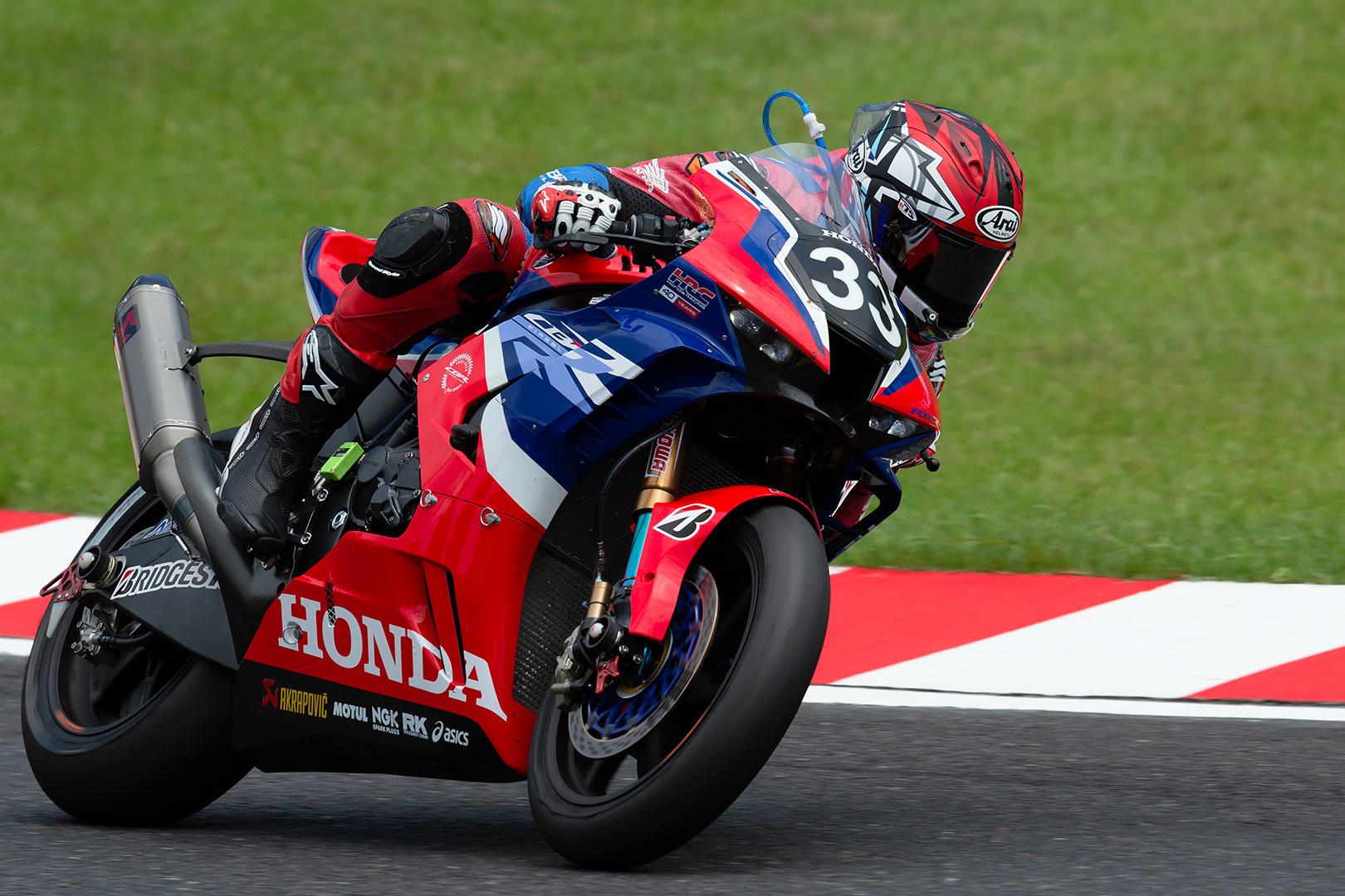 鈴鹿8時間耐久ロードレース その１_a0003166_23355997.jpg
