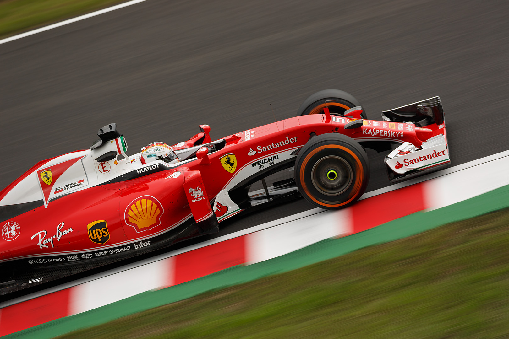 F1 日本ＧＰ_a0003166_23413039.jpg