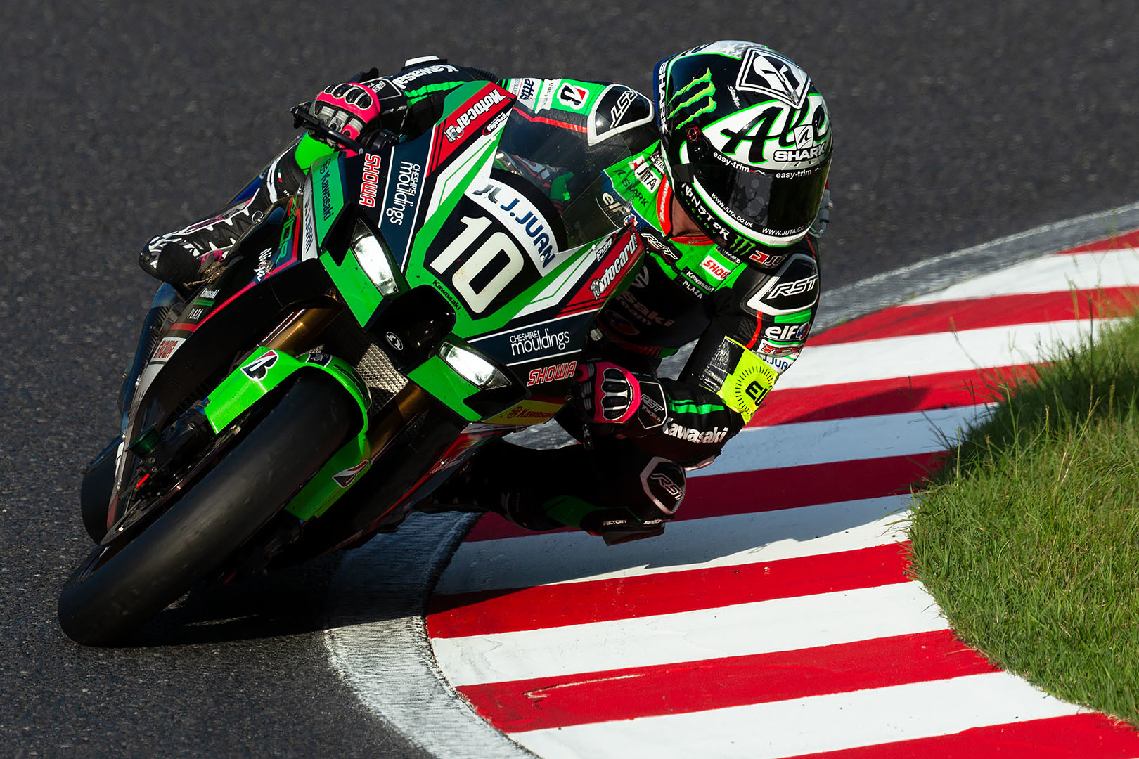 鈴鹿8時間耐久ロードレース その２_a0003166_23424067.jpg