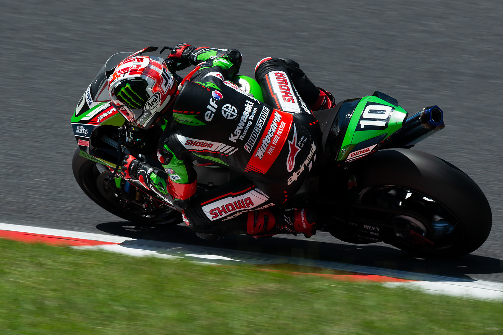 鈴鹿8時間耐久ロードレース その２_a0003166_23424140.jpg