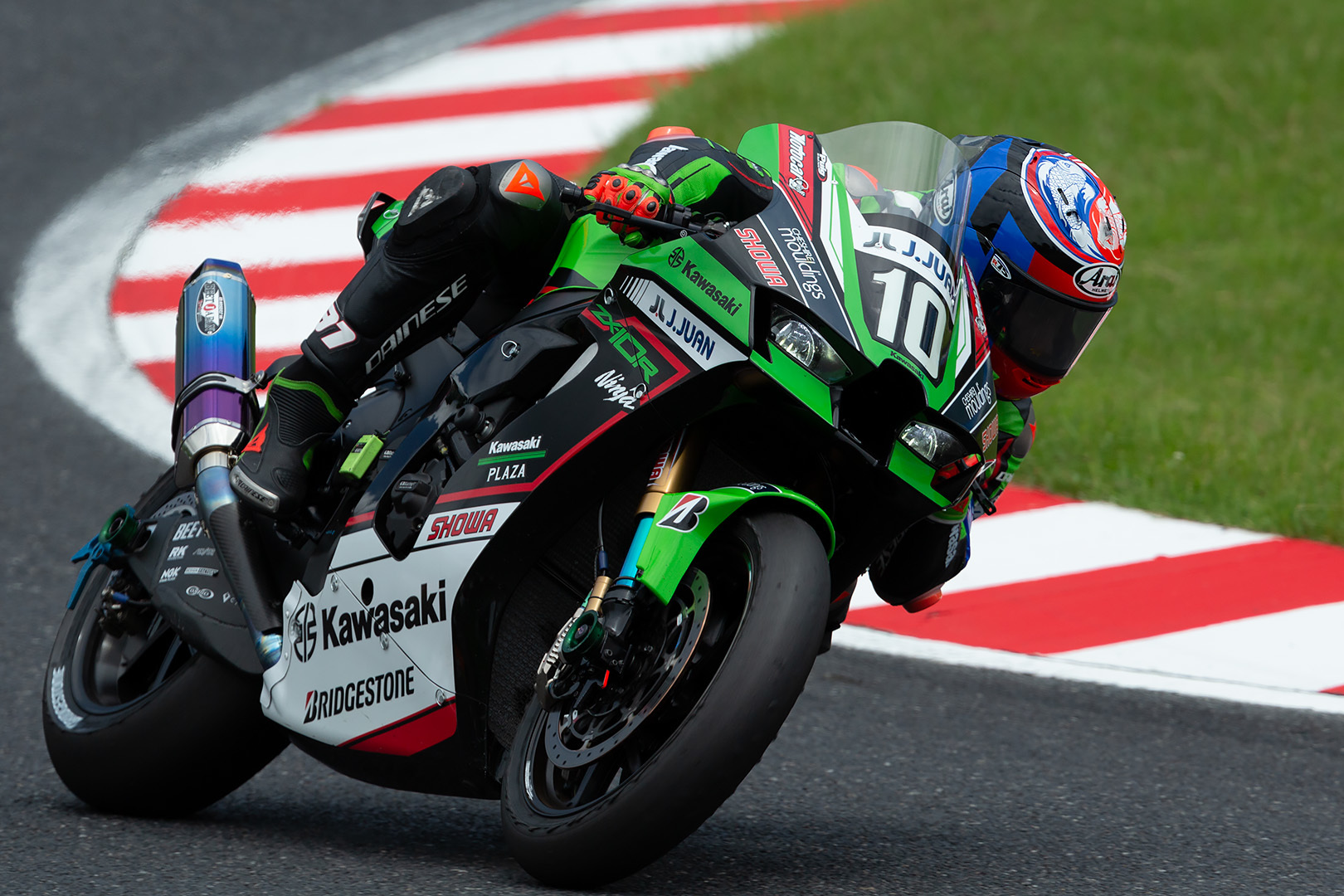 鈴鹿8時間耐久ロードレース その２_a0003166_23424190.jpg