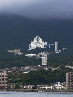 世界遺産に落書き　厳島神社でも？_a0003166_23534532.jpg