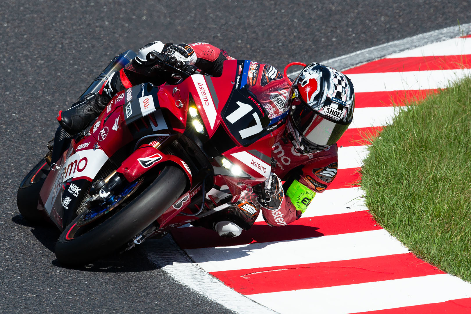 鈴鹿8時間耐久ロードレース その４_a0003166_23535650.jpg