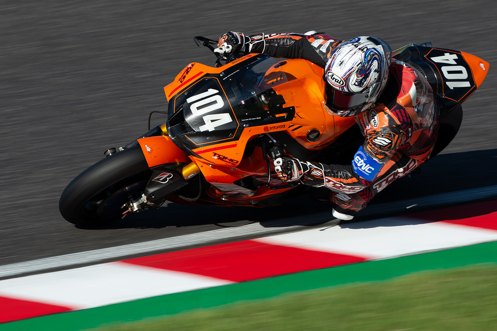 鈴鹿8時間耐久ロードレース その４_a0003166_23565274.jpg