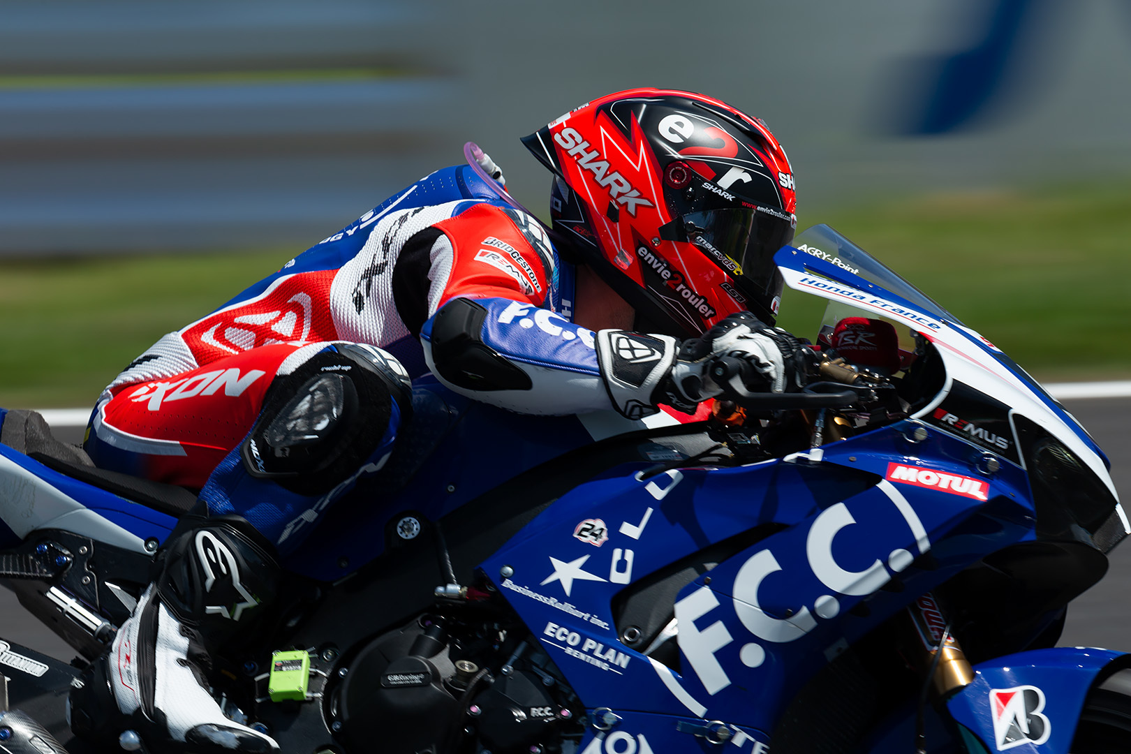 鈴鹿8時間耐久ロードレース その４_a0003166_23580263.jpg