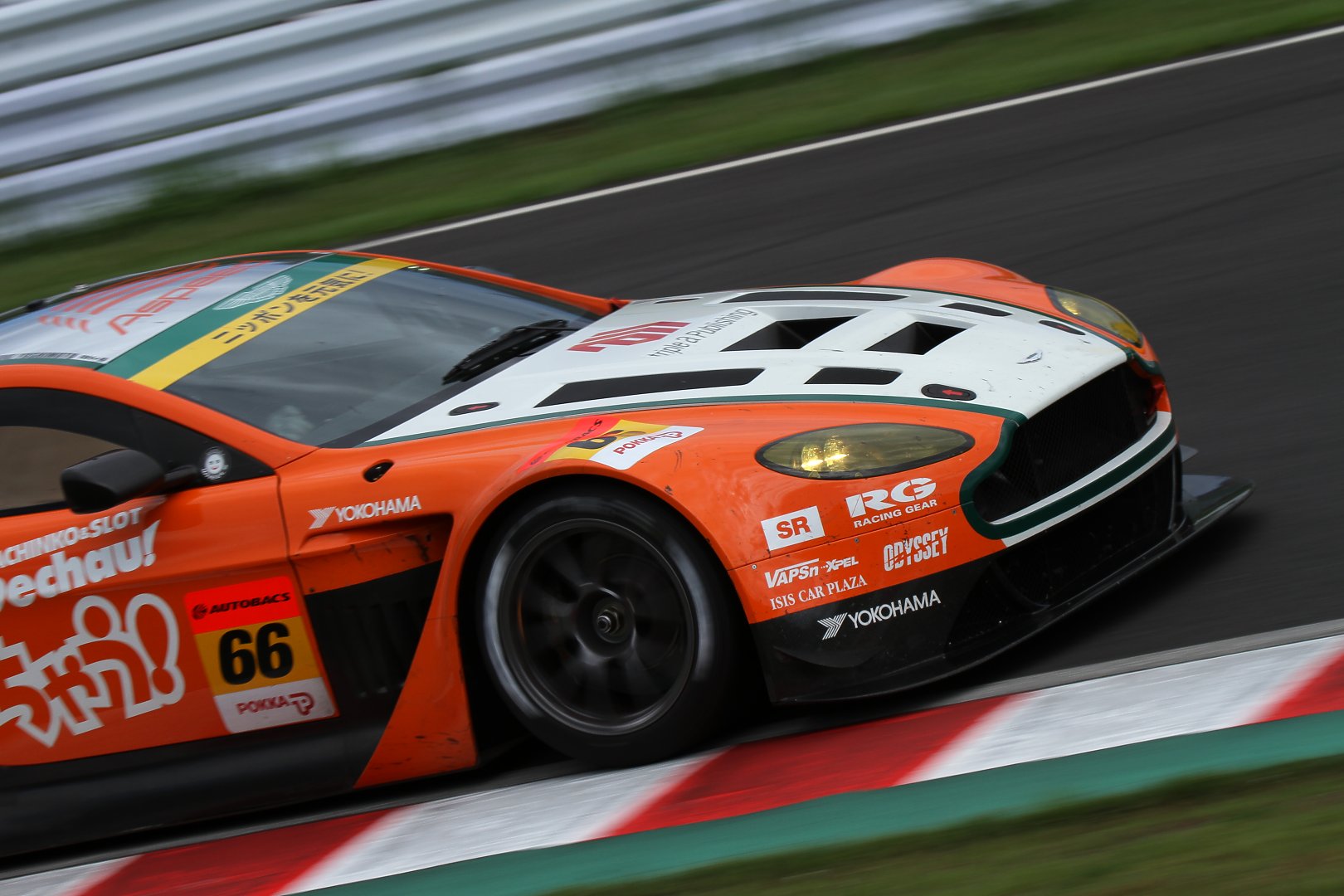 SUPER GT 第５戦 鈴鹿１０００ｋｍ （写真 GT300）_a0003166_23582749.jpg
