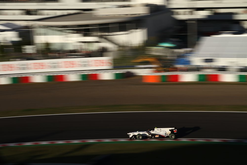 Ｆ１_a0003166_2382290.jpg