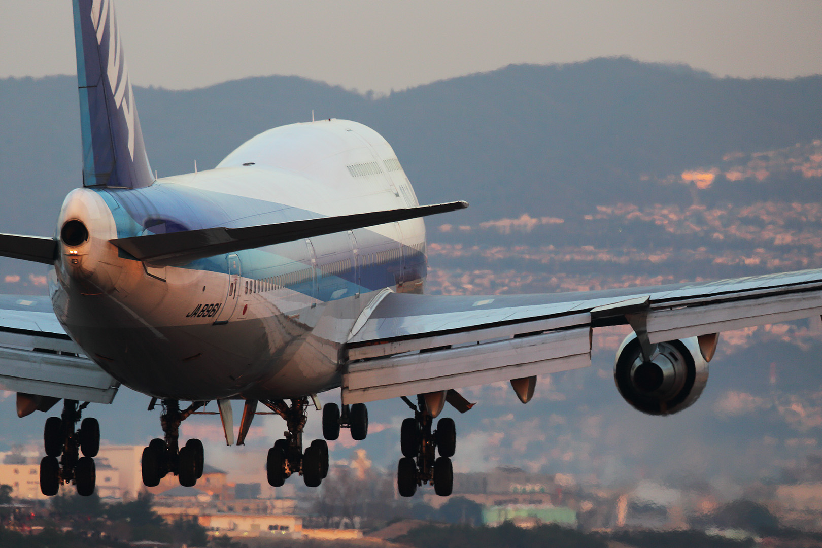 Ｂ７４７ 伊丹イベント 朝 （伊丹空港 千里川）_a0003166_9565491.jpg